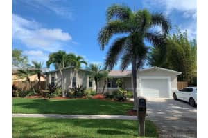 405 Se 4th Ter, Dania Beach