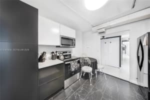 800 Parkview Dr , Hallandale Beach, FL 33009 - MLS#A11992946