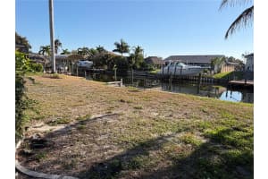 4945 Sorrento Ct , Cape Coral, FL 33904 - MLS#A11992970