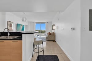 140 Dixie Hwy , Hollywood, FL 33020 - MLS#A11992989