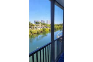 3401 Country Club Dr , Aventura, FL 33180 - MLS#A11993024