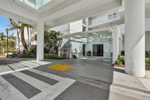 15051 Royal Oaks Ln APT 2406, North Miami, FL 33181, - MLS#A11993030