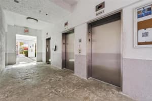 15051 Royal Oaks Ln APT 2406, North Miami, FL 33181, - MLS#A11993030