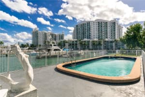 7917 West Dr , North Bay Village, FL 33141 - MLS#A11993049