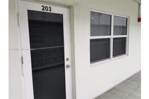524 Washington Ave , Miami Beach, FL 33139 - MLS#A11993060