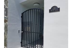 35 21st Ave , Miami, FL 33135 - MLS#A11993093