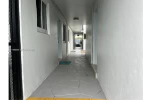 35 21st Ave , Miami, FL 33135 - MLS#A11993093