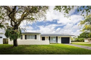 9700 Kendale Blvd, Miami