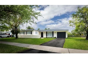 9700 Kendale Blvd , Miami, FL 33176 - MLS#A11993101