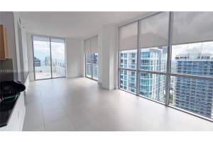 1060 Brickell Ave , Miami, FL 33131 - MLS#A11993144