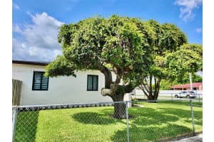 201 62nd Ave , Miami, FL 33144 - MLS#A11993155