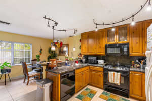 7651 74th Ave , Tamarac, FL 33321 - MLS#A11993173