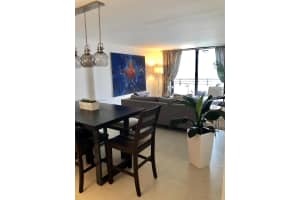 2333 Brickell Ave Ph207 Miami, FL 33129 - MLS#A11993205