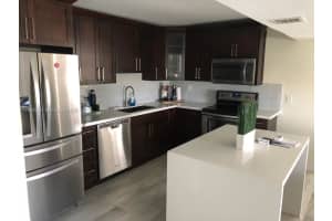 7135 Collins Ave 525, Miami Beach