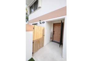 4321 70th Ter , Davie, FL 33314 - MLS#A11993212