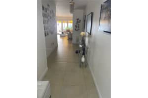 6386 Milk Wagon Ln , Miami Lakes, FL 33014 - MLS#A11993226