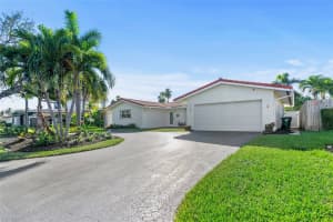 2207 NE 16th Ave, Wilton Manors, FL 33305, - MLS#A11993238
