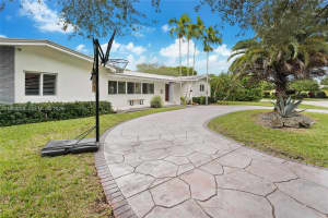 7305 123rd Ter , Pinecrest, FL 33156 - MLS#A11993239