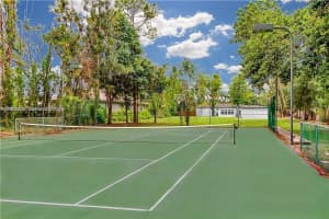 5401 Broward Blvd , Plantation, FL 33317 - MLS#A11993258