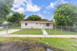 30534 155th Ct , Homestead, FL 33033 - MLS#A11993273