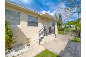 1887 48th St , Miami, FL 33142 - MLS#A11993306