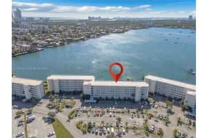 3010 Marcos Dr R308 Aventura, FL 33160 - MLS#A11993313