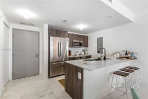 488 18th St , Miami, FL 33132 - MLS#A11993326