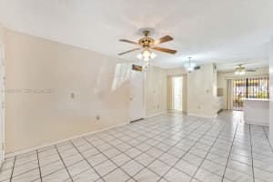 7801 W 29th Way APT 102, Hialeah, FL 33018, - MLS#A11993334