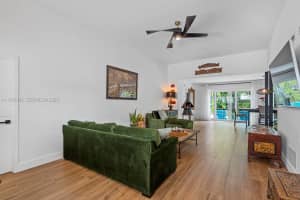 9517 Bay Dr , Surfside, FL 33154 - MLS#A11993342