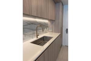 77 5th St , Miami, FL 33131 - MLS#A11993360