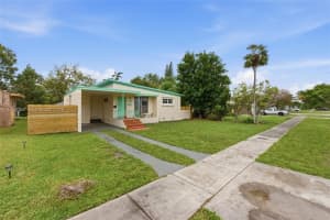 1620 160th St , North Miami Beach, FL 33162 - MLS#A11993367