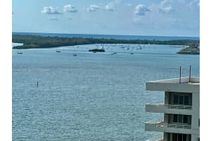 1300 Brickell Bay Dr 1806, Miami