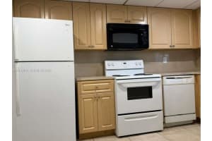 9365 Fontainebleau Blvd APT E228, Miami, FL 33172, - MLS#A11993403