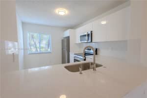 719 208th Way , Pembroke Pines, FL 33029 - MLS#A11993424