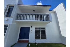 17120 Sw 94th Ave 404, Palmetto Bay