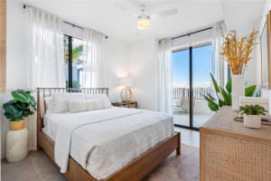 208 Federal Hwy , Pompano Beach, FL 33062 - MLS#A11993456