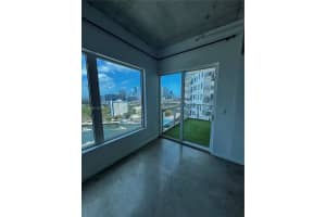 10 South River Dr , Miami, FL 33130 - MLS#A11993468