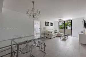 1621 Collins Ave 206, Miami Beach