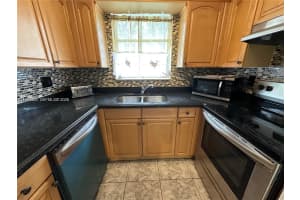 8005 Lagos De Campo Blvd , Tamarac, FL 33321 - MLS#A11993487