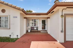 13758 Sw 155th Ter Miami, FL 33177 - MLS#A11993492