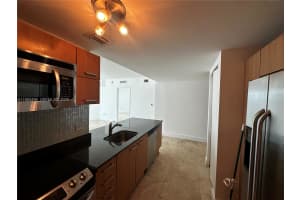 350 Miami Ave , Miami, FL 33130 - MLS#A11993498