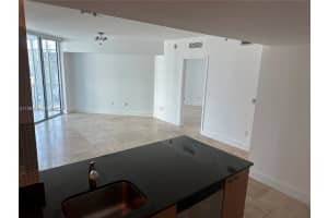 350 Miami Ave , Miami, FL 33130 - MLS#A11993498