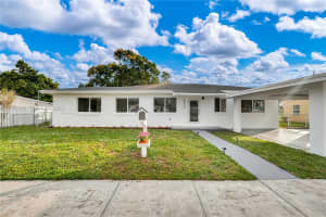 2410 155th Ter , Miami Gardens, FL 33054 - MLS#A11993513