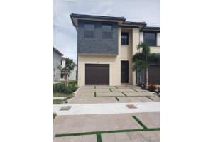 15819 91st Ct , Miami Lakes, FL 33018 - MLS#A11993527
