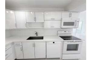 2333 Brickell Ave Apartment 1407, Miami, FL 33129, - MLS#A11993536