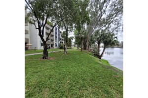 10090 80th Ct , Hialeah Gardens, FL 33016 - MLS#A11993554
