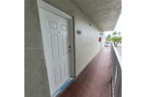 10090 80th Ct , Hialeah Gardens, FL 33016 - MLS#A11993554