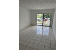 5505 7th St , Miami, FL 33126 - MLS#A11993561