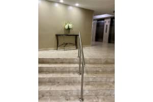 100 Golden Isles Dr , Hallandale Beach, FL 33009 - MLS#A11993573