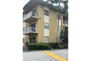 5400 77th Ct , Miami, FL 33155 - MLS#A11993578